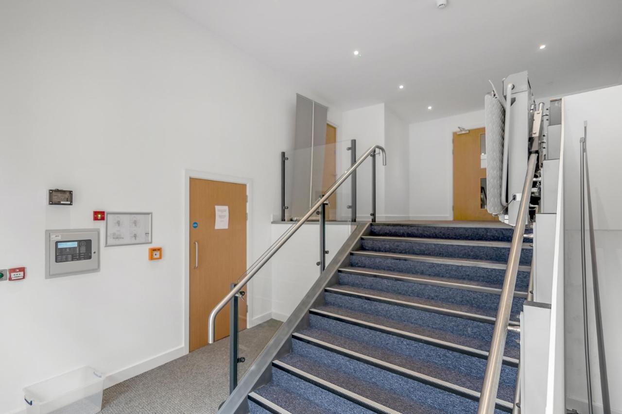 Furnished Modern Flat Overlooking Norwich Castle Exterior photo