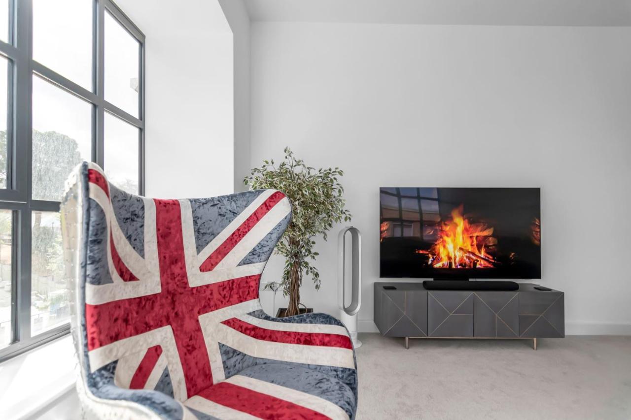 Furnished Modern Flat Overlooking Norwich Castle Exterior photo